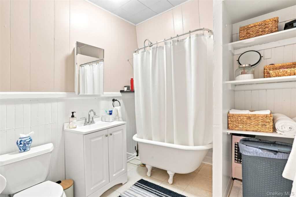 1095 Boston Post Road, Rye, NY 10580 - Photo 18 of 23