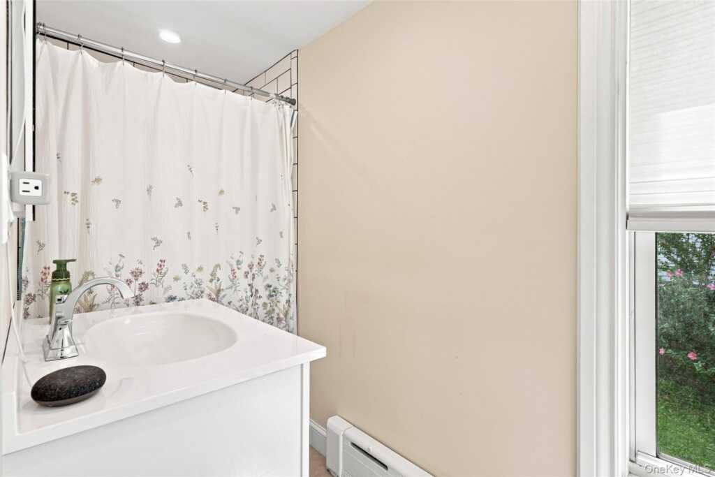 1095 Boston Post Road, Rye, NY 10580 - Photo 7 of 23