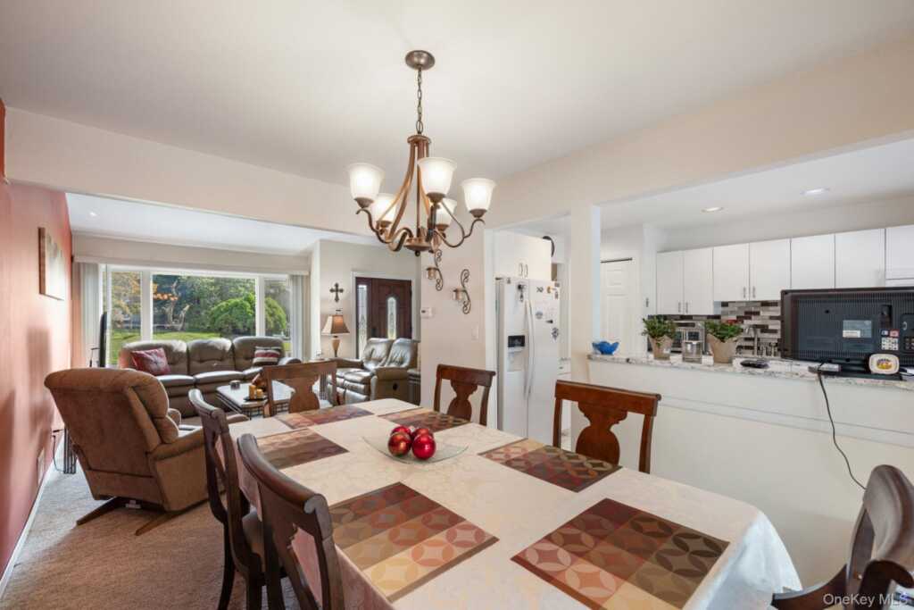 7 Windmill Lane, New City, NY 10956 - Photo 14 of 46