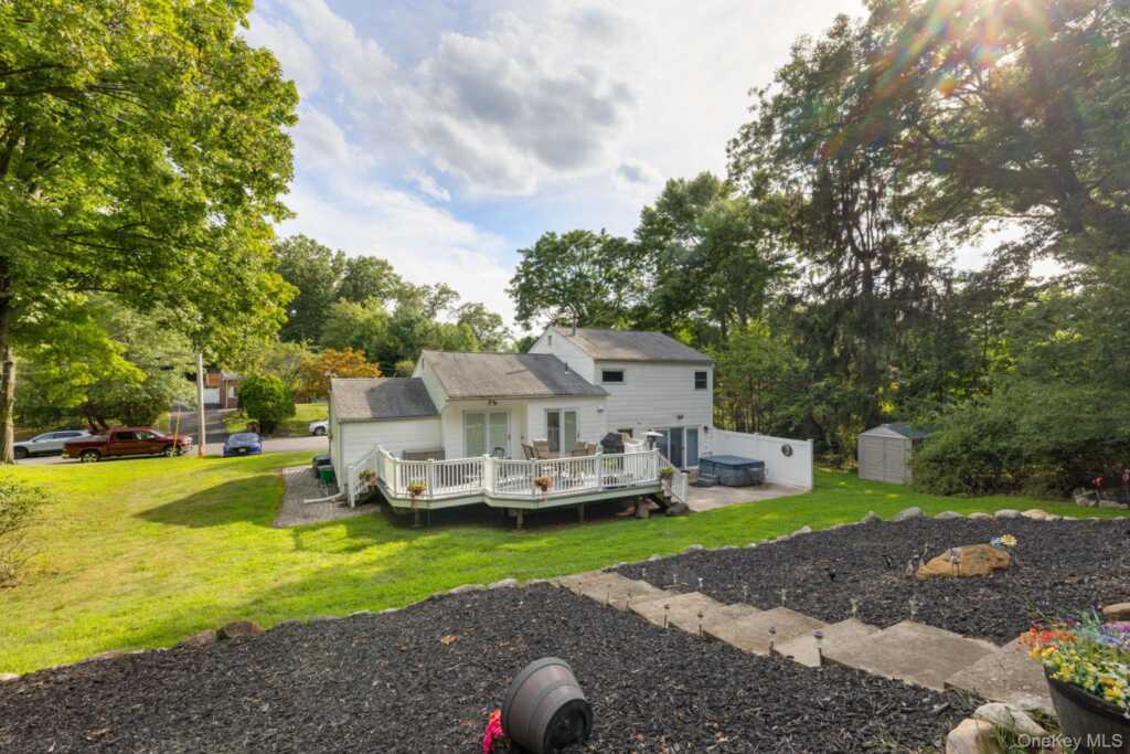 7 Windmill Lane, New City, NY 10956 - Photo 36 of 46