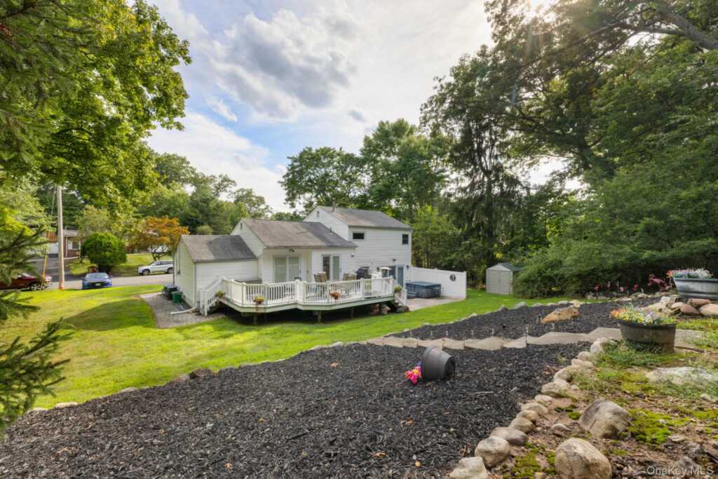 7 Windmill Lane, New City, NY 10956 - Photo 37 of 46