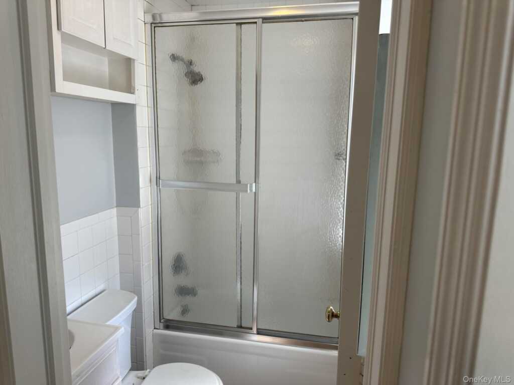 49 5th Street, Unit #1, New Rochelle, NY 10801 - Photo 5 of 6