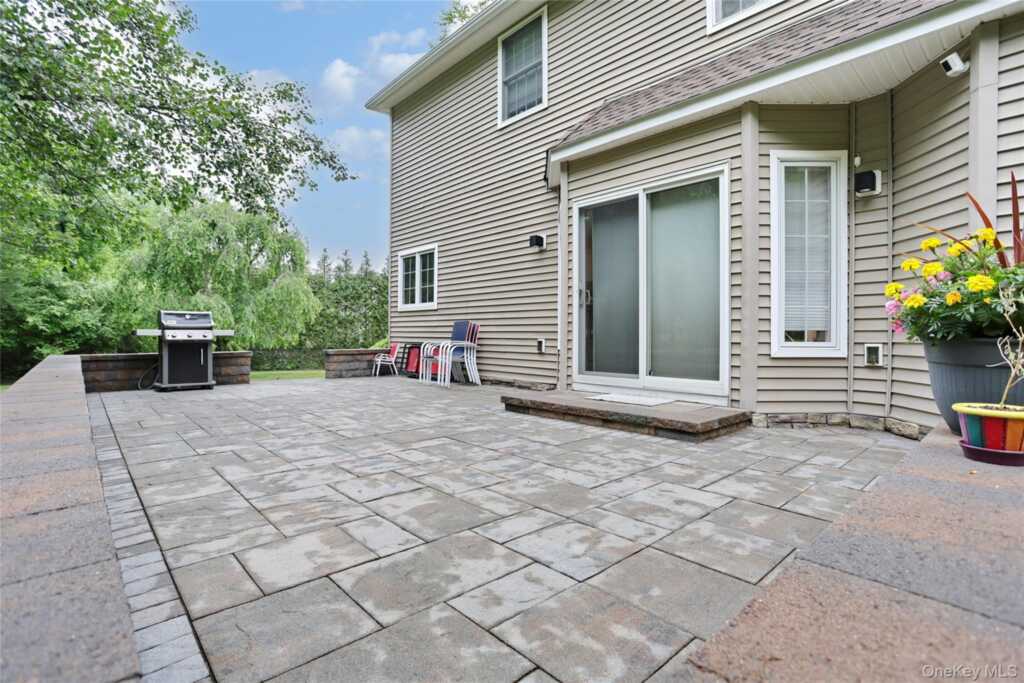 7 Birdie Drive, Suffern, NY 10901 - Photo 28 of 38