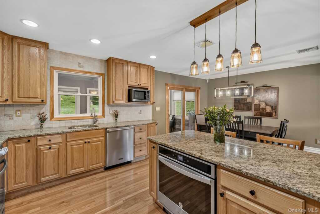 10 Pine Drive, Stony Point, NY 10980 - Photo 11 of 47