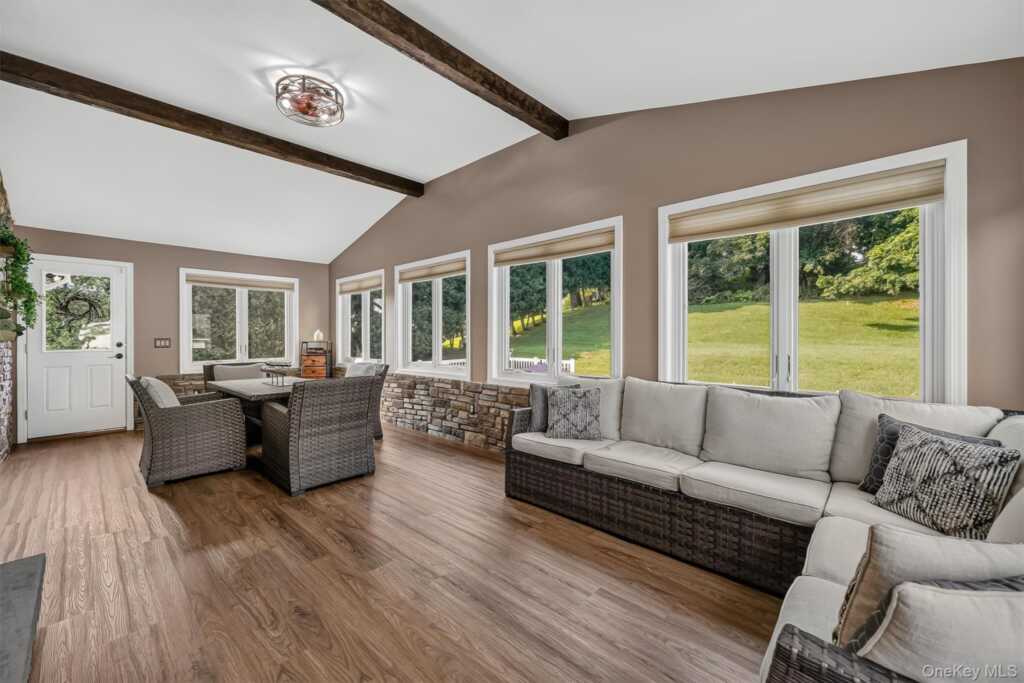 10 Pine Drive, Stony Point, NY 10980 - Photo 5 of 47