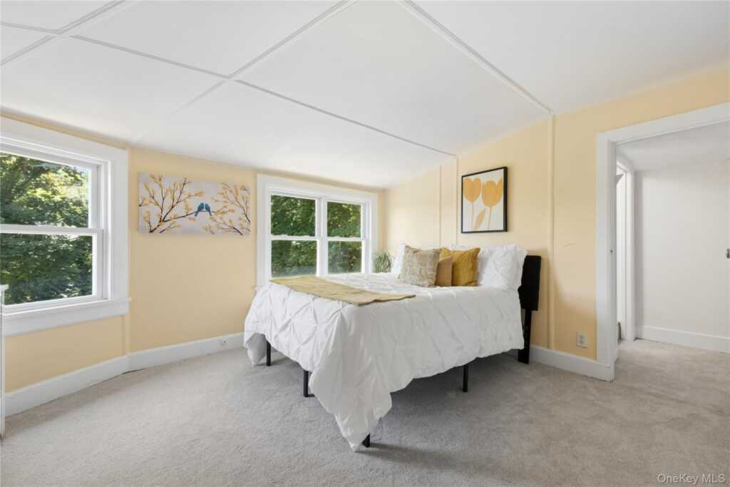 65 Wildwood Road, New Rochelle, NY 10804 - Photo 19 of 22