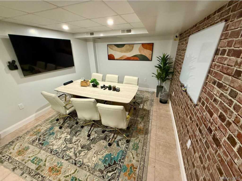 220 Pelham Road, Unit #5E, New Rochelle, NY 10805 - Photo 16 of 27