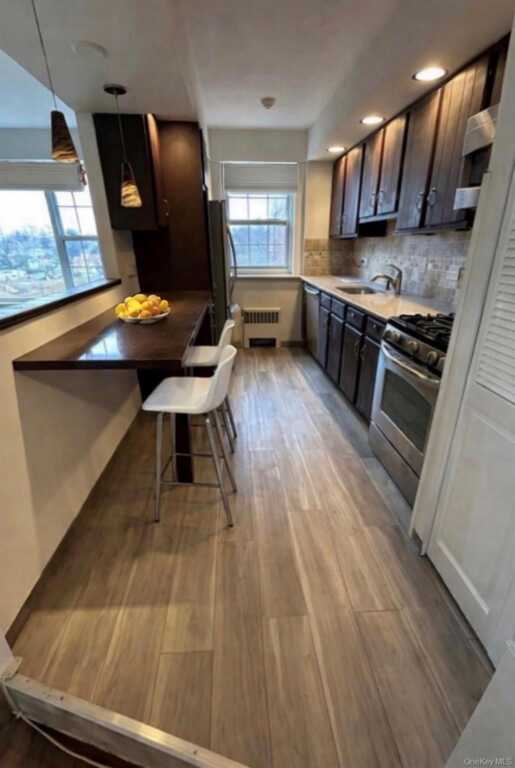 220 Pelham Road, Unit #5E, New Rochelle, NY 10805 - Photo 2 of 27