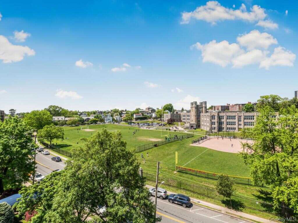 220 Pelham Road, Unit #5E, New Rochelle, NY 10805 - Photo 24 of 27
