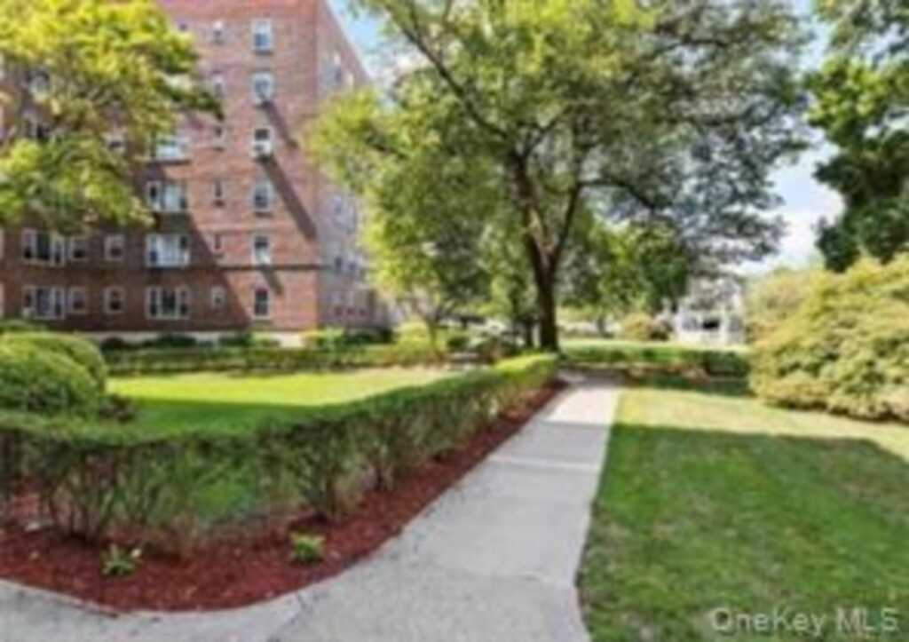 220 Pelham Road, Unit #5E, New Rochelle, NY 10805 - Photo 27 of 27