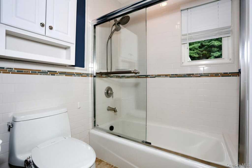 1 Potter Lane, Suffern, NY 10901 - Photo 13 of 38