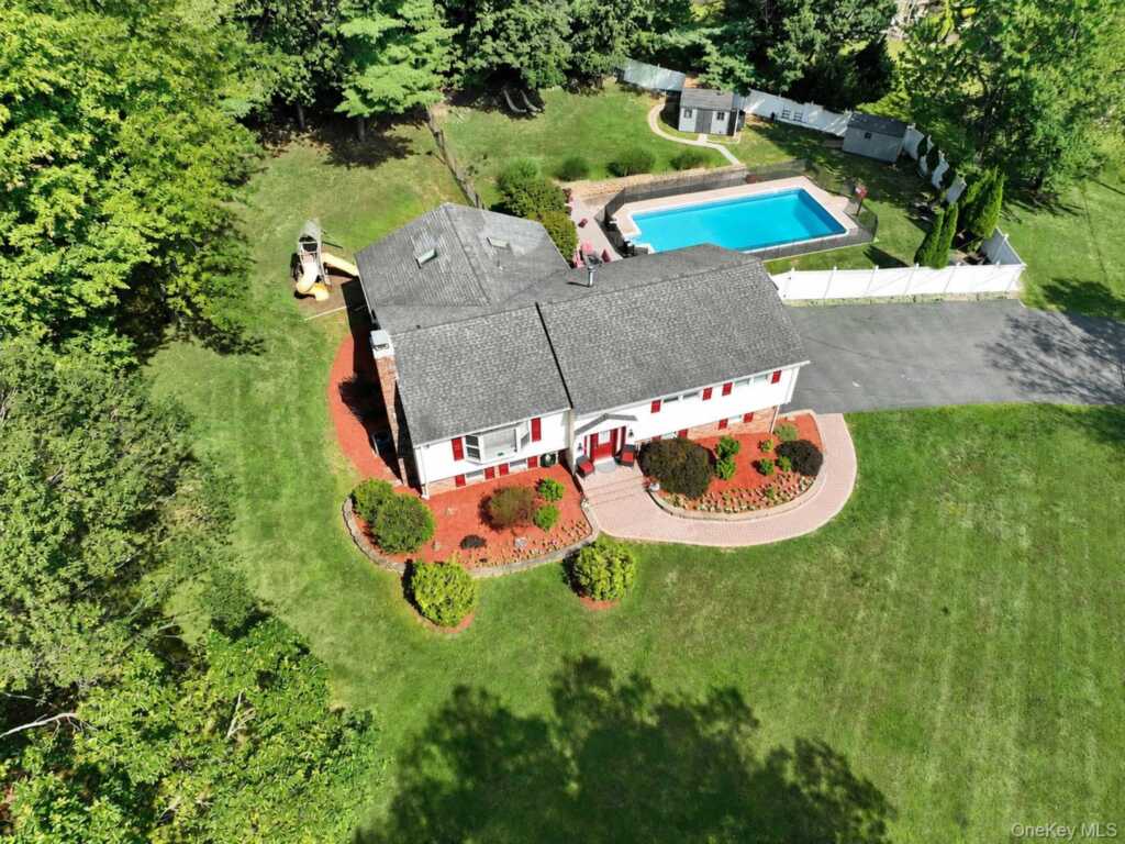 1 Potter Lane, Suffern, NY 10901 - Photo 37 of 38