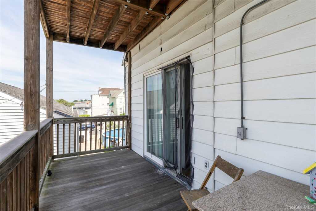 318 William Street, Rye, NY 10573 - Photo 8 of 34