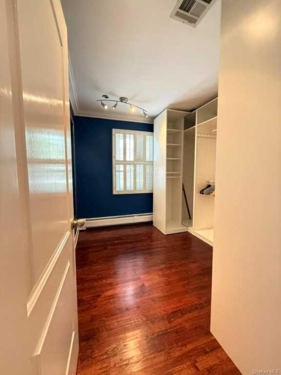19 Pittsford Way, Nanuet, NY 10954 - Photo 19 of 34