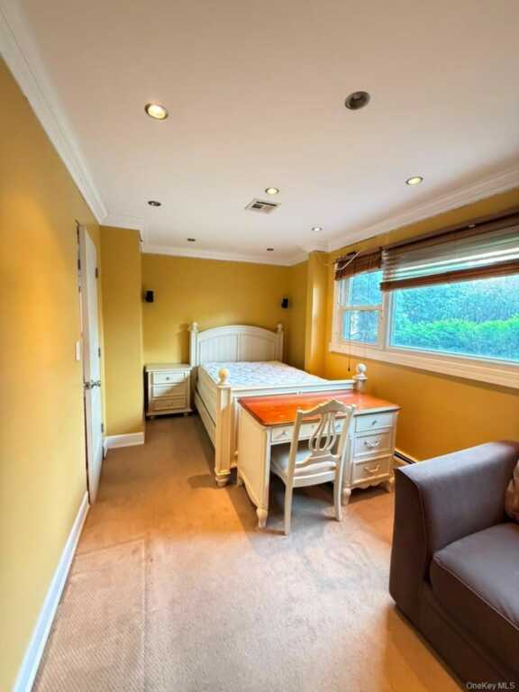 19 Pittsford Way, Nanuet, NY 10954 - Photo 21 of 34