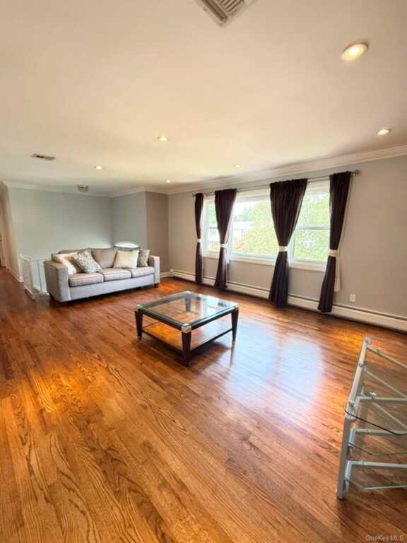 19 Pittsford Way, Nanuet, NY 10954 - Photo 7 of 34