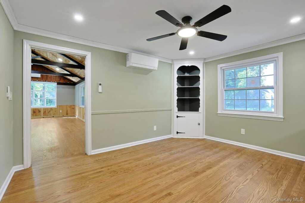 556 Babbling Brook Lane, Valley Cottage, NY 10989 - Photo 13 of 50