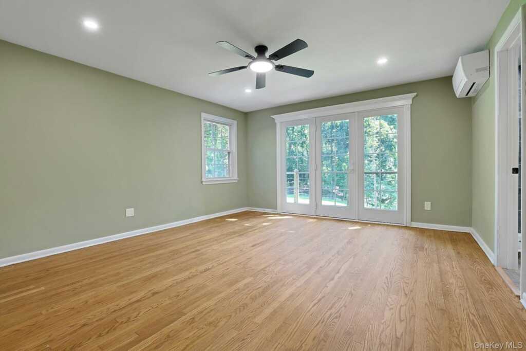 556 Babbling Brook Lane, Valley Cottage, NY 10989 - Photo 22 of 50