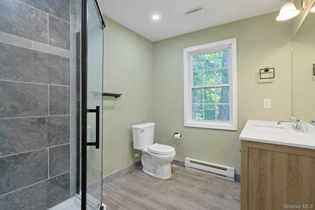556 Babbling Brook Lane, Valley Cottage, NY 10989 - Photo 25 of 50