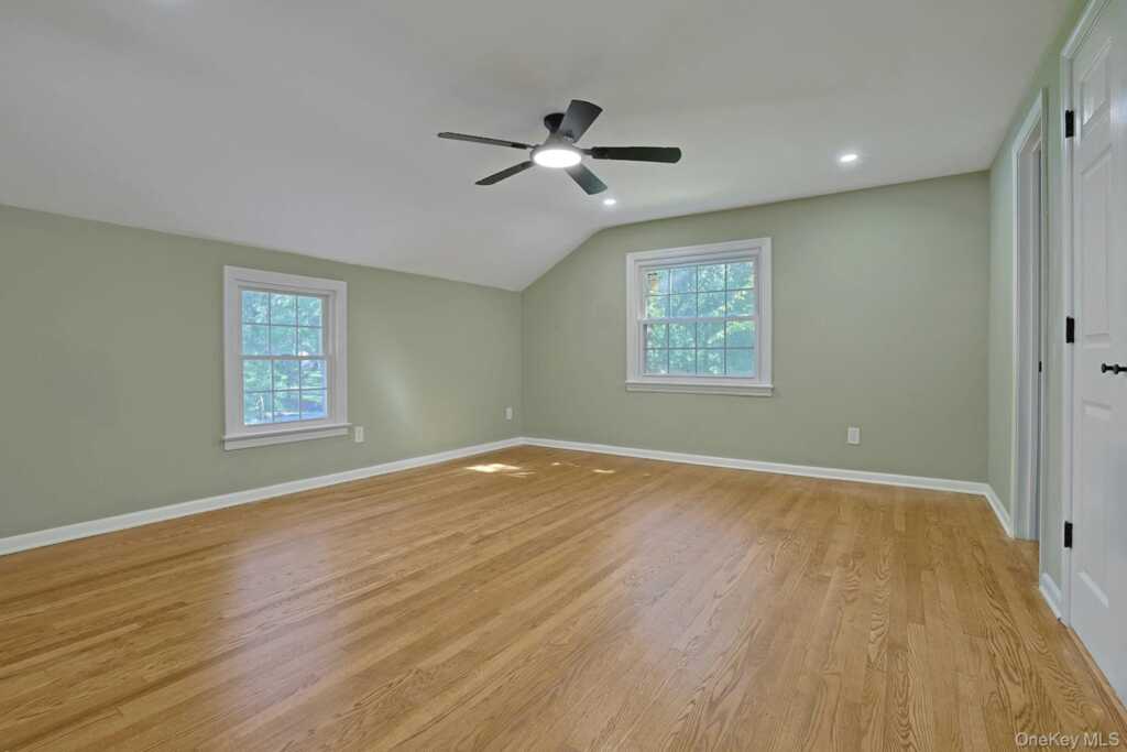 556 Babbling Brook Lane, Valley Cottage, NY 10989 - Photo 29 of 50