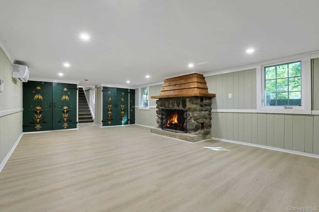 556 Babbling Brook Lane, Valley Cottage, NY 10989 - Photo 37 of 50