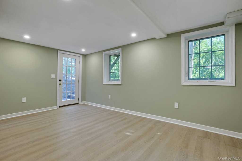 556 Babbling Brook Lane, Valley Cottage, NY 10989 - Photo 40 of 50