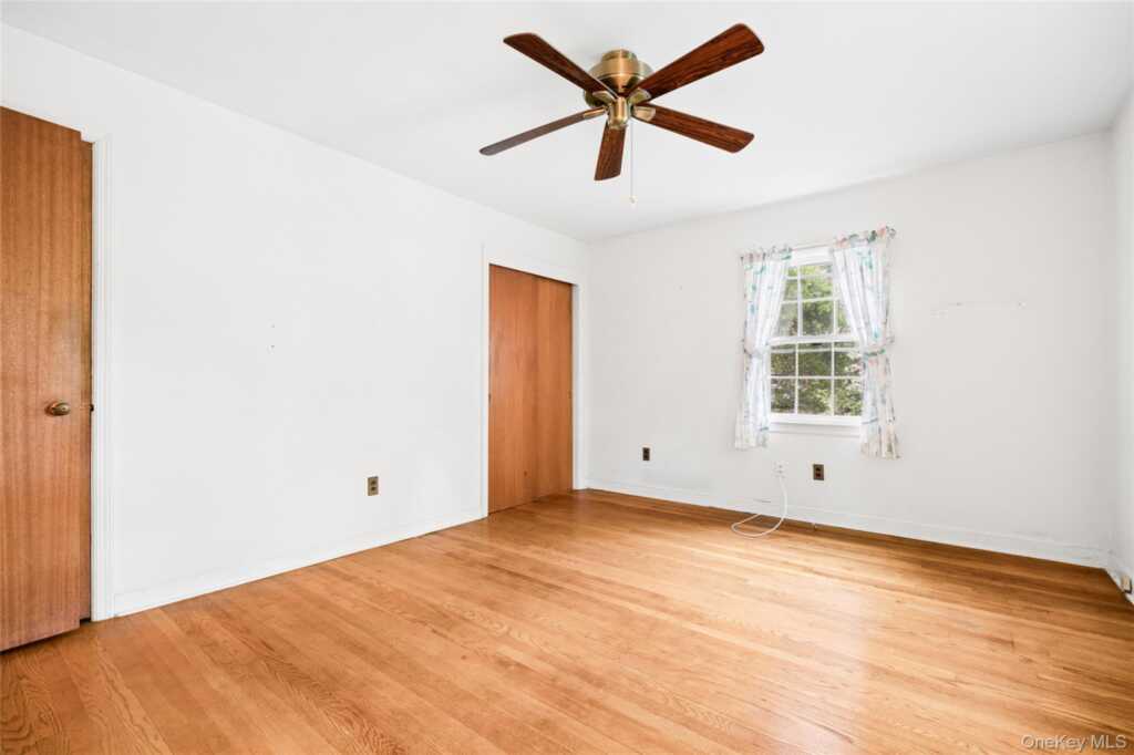 31 Briarwood Drive, New City, NY 10956 - Photo 29 of 45