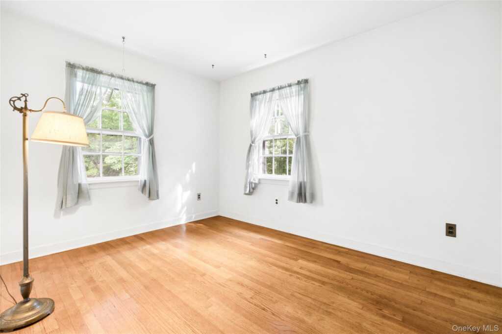 31 Briarwood Drive, New City, NY 10956 - Photo 38 of 45