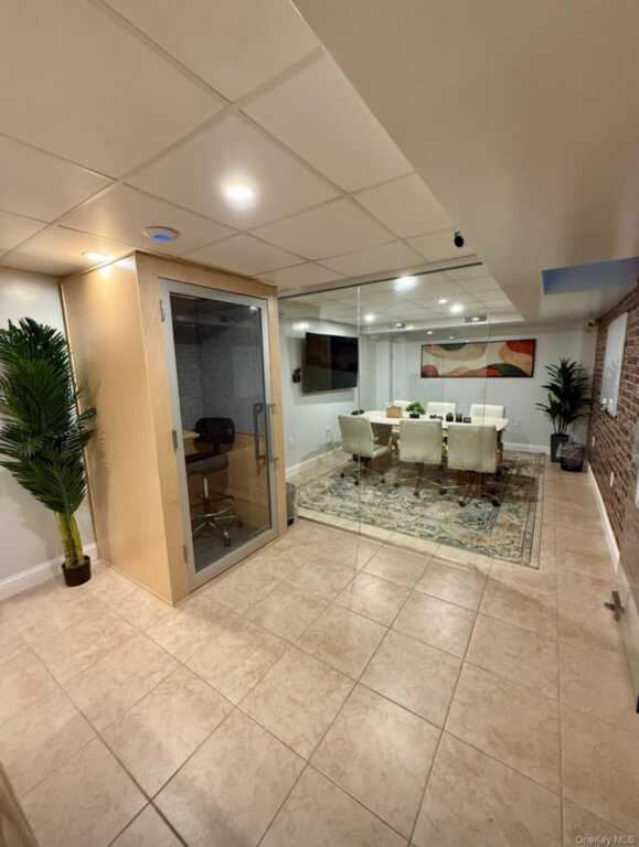 230 Pelham Road, Unit #5o, New Rochelle, NY 10805 - Photo 17 of 27