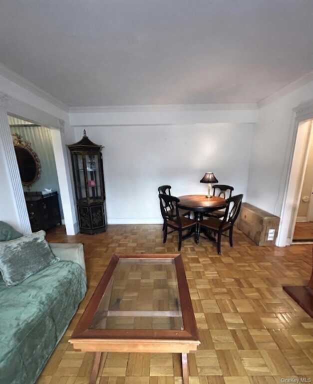 230 Pelham Road, Unit #5o, New Rochelle, NY 10805 - Photo 4 of 27