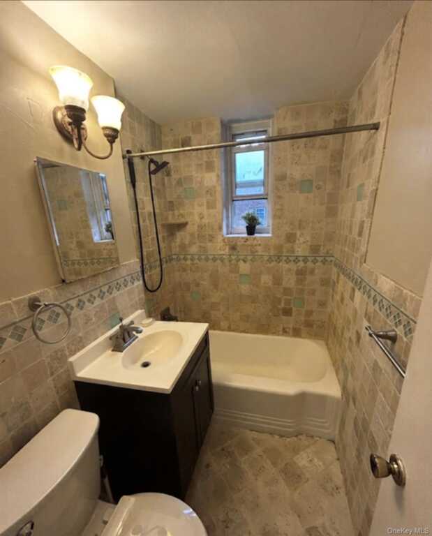 230 Pelham Road, Unit #5o, New Rochelle, NY 10805 - Photo 8 of 27