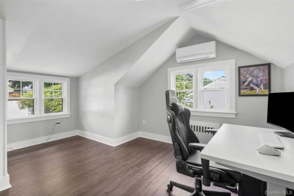 36 Pilgrim Drive, Rye, NY 10573 - Photo 19 of 33