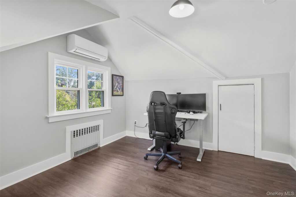 36 Pilgrim Drive, Rye, NY 10573 - Photo 20 of 33