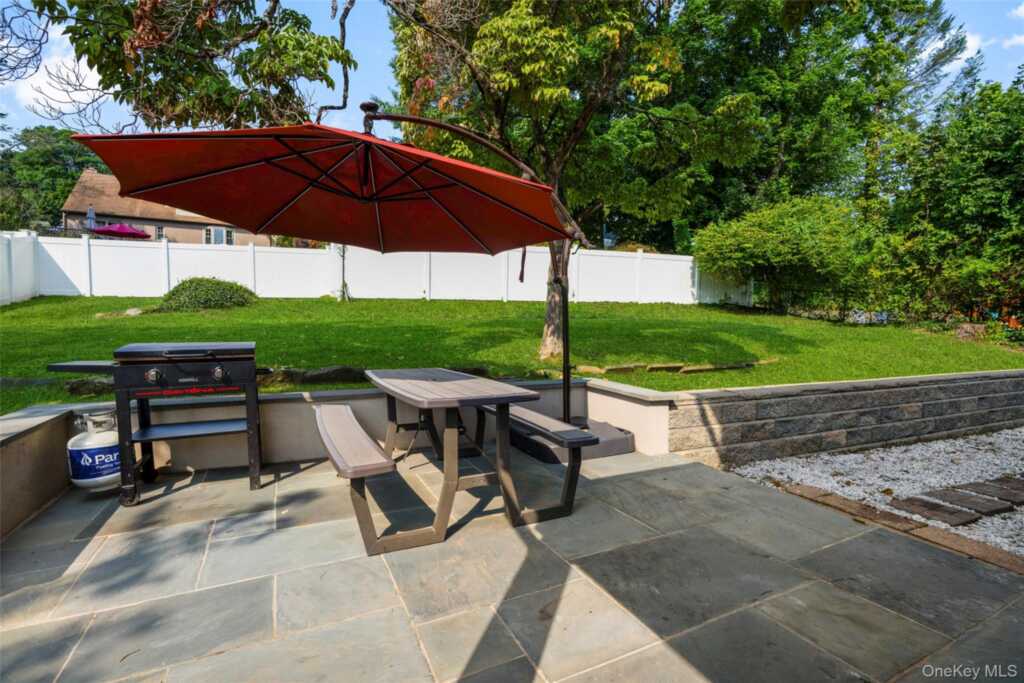 36 Pilgrim Drive, Rye, NY 10573 - Photo 22 of 33