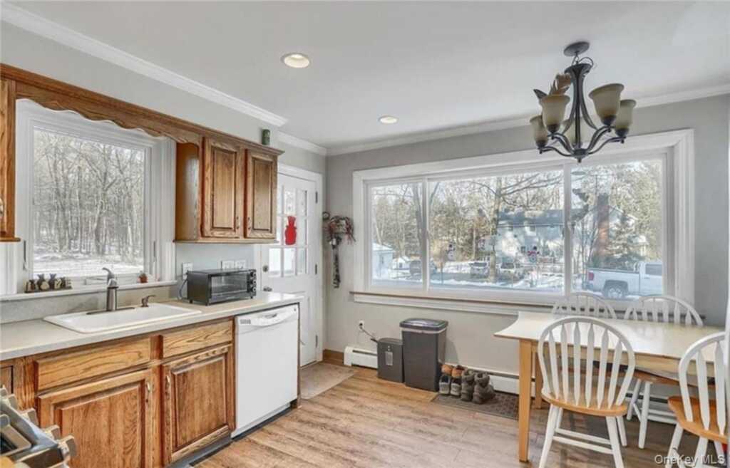 30 Montebello Road, Suffern, NY 10901 - Photo 8 of 15