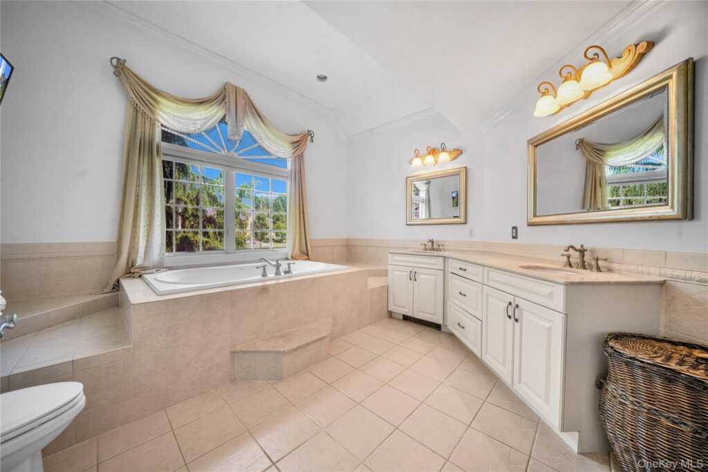 12 Stone Meadow Lane, Suffern, NY 10901 - Photo 17 of 35