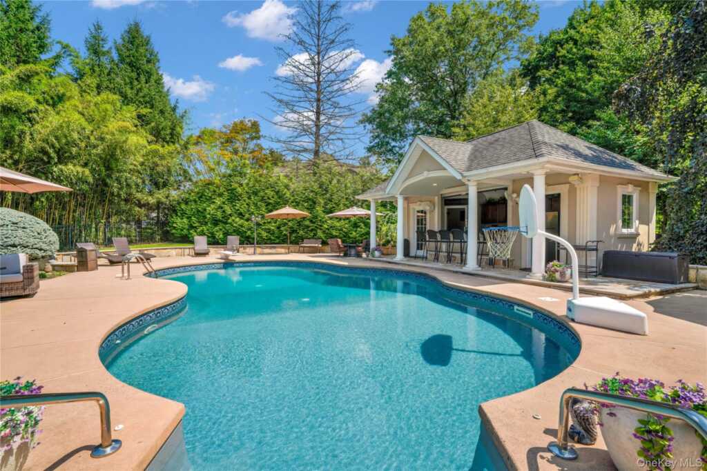 12 Stone Meadow Lane, Suffern, NY 10901 - Photo 27 of 35