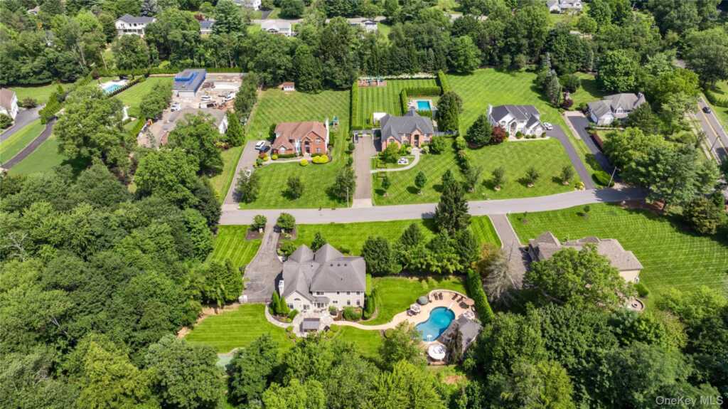 12 Stone Meadow Lane, Suffern, NY 10901 - Photo 32 of 35