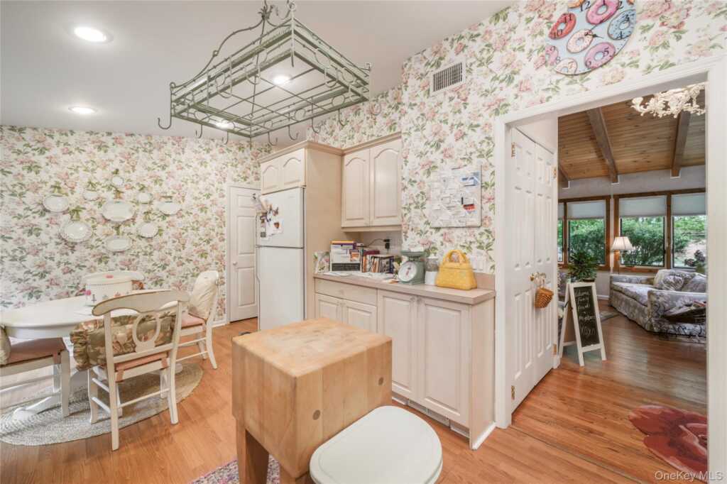 29 Fay Road, New City, NY 10956 - Photo 10 of 41