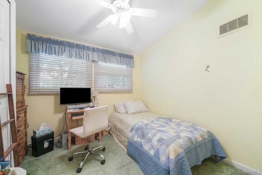 29 Fay Road, New City, NY 10956 - Photo 24 of 41