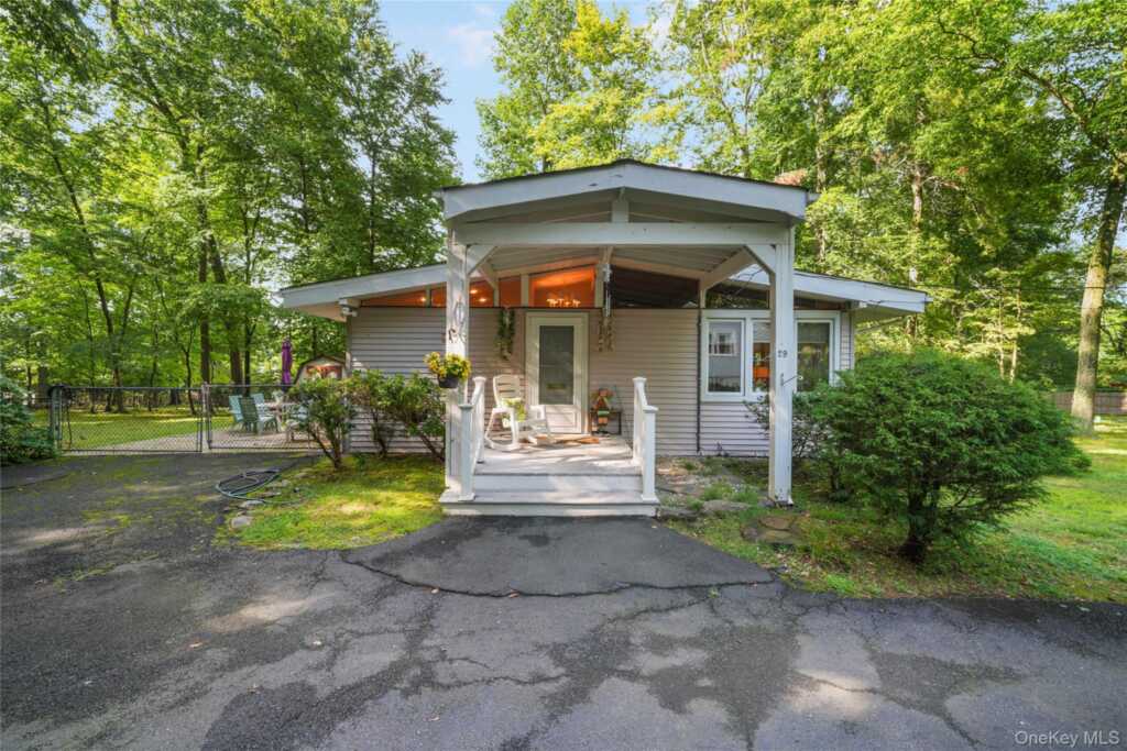 29 Fay Road, New City, NY 10956 - Photo 35 of 41