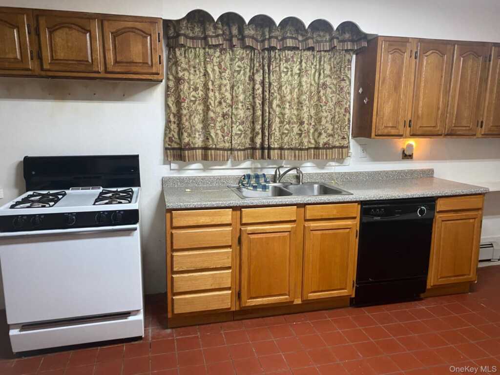 421 Call Hollow Road, Stony Point, NY 10980 - Photo 11 of 23