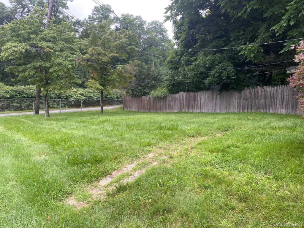 421 Call Hollow Road, Stony Point, NY 10980 - Photo 2 of 23