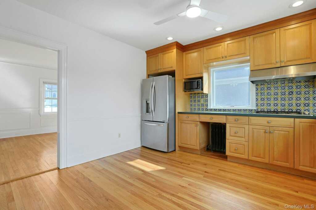 54 Bowman Avenue, Rye, NY 10573 - Photo 14 of 32