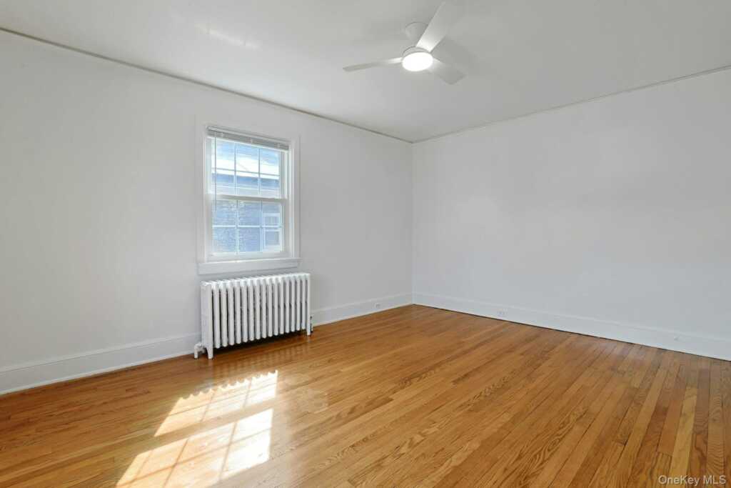 54 Bowman Avenue, Rye, NY 10573 - Photo 17 of 32