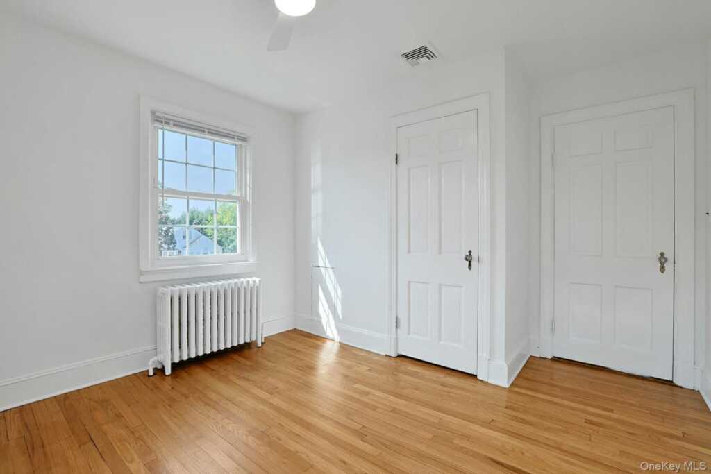 54 Bowman Avenue, Rye, NY 10573 - Photo 19 of 32