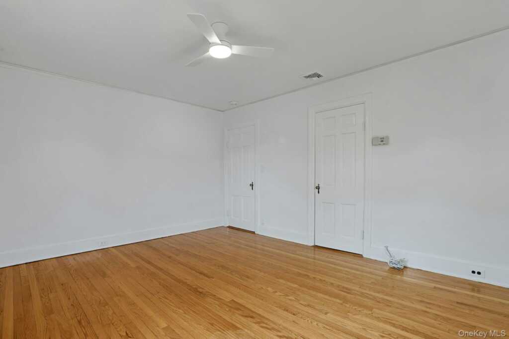 54 Bowman Avenue, Rye, NY 10573 - Photo 23 of 32