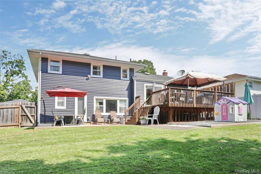 11 Crestwood Drive, Suffern, NY 10901 - Photo 23 of 50