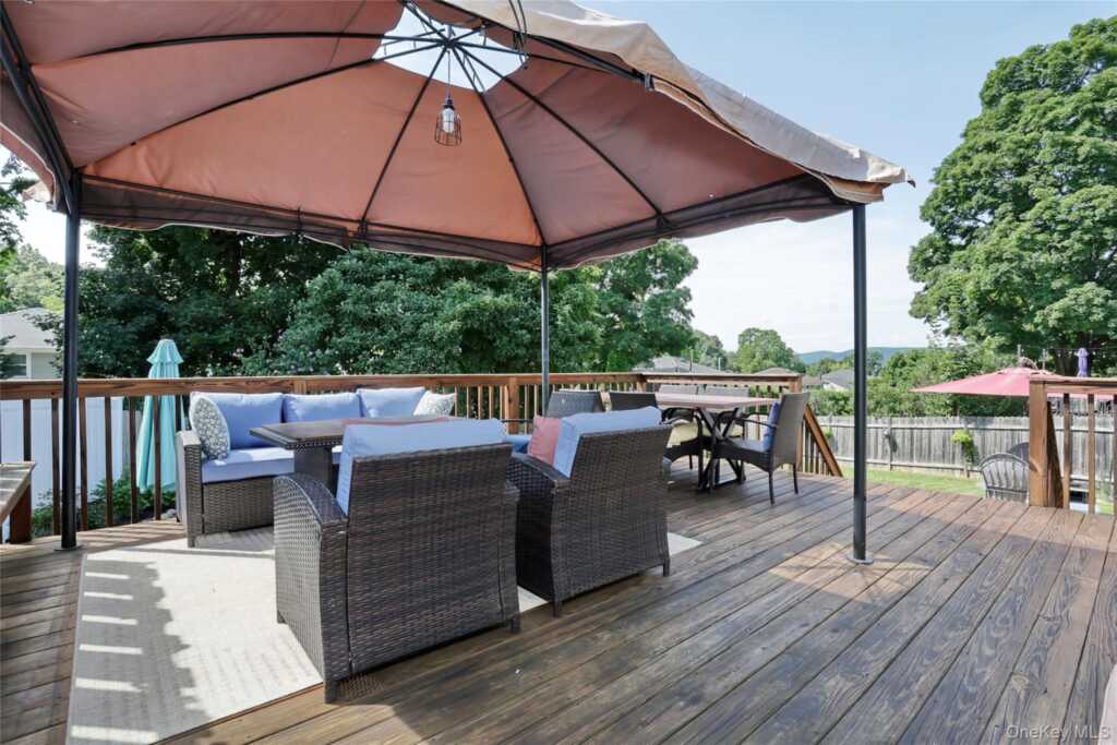 11 Crestwood Drive, Suffern, NY 10901 - Photo 30 of 50