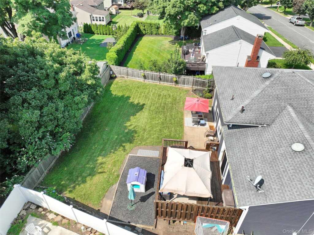 11 Crestwood Drive, Suffern, NY 10901 - Photo 41 of 50